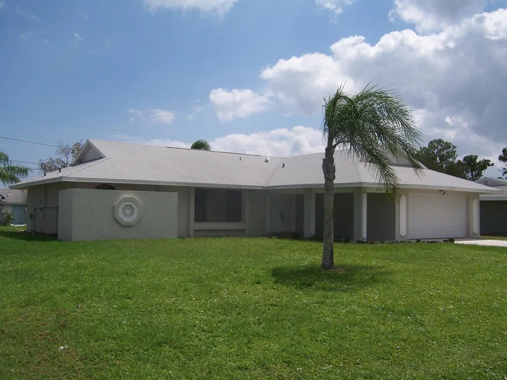 2163 SE SHELTER DRIVE Port St. Lucie, FL 34952