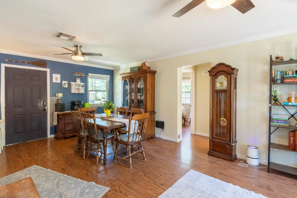 1251 W Taylor Sallisaw, OK 74955