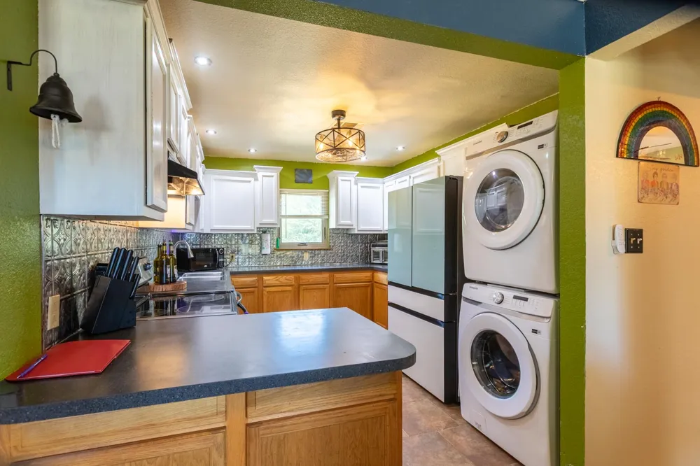 1251 W Taylor Sallisaw, OK 74955