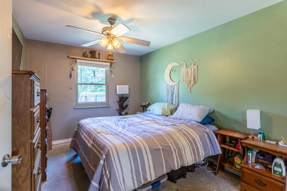 1251 W Taylor Sallisaw, OK 74955