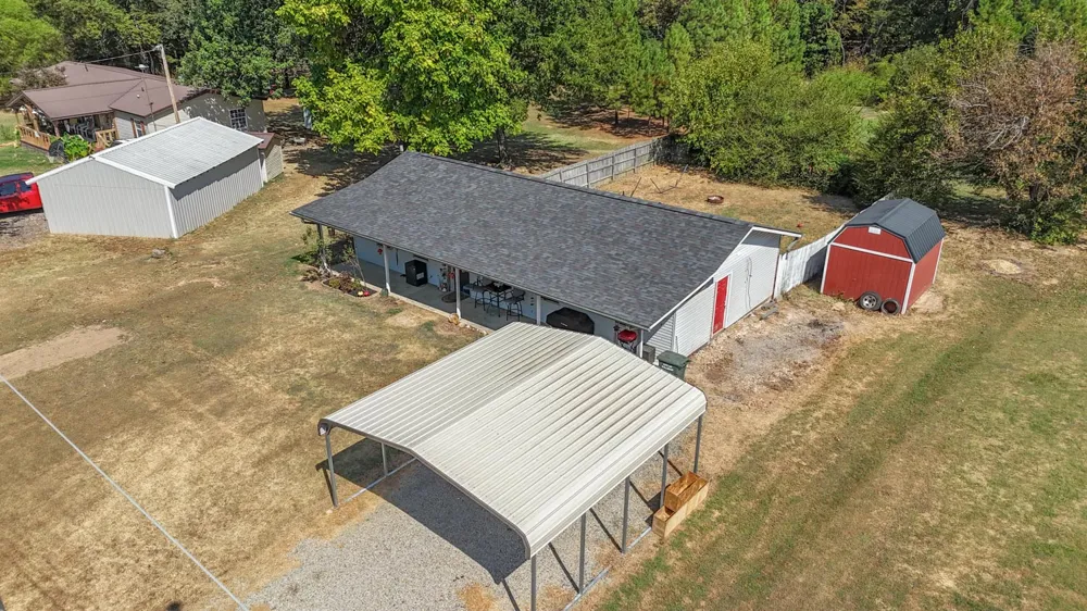 1251 W Taylor Sallisaw, OK 74955