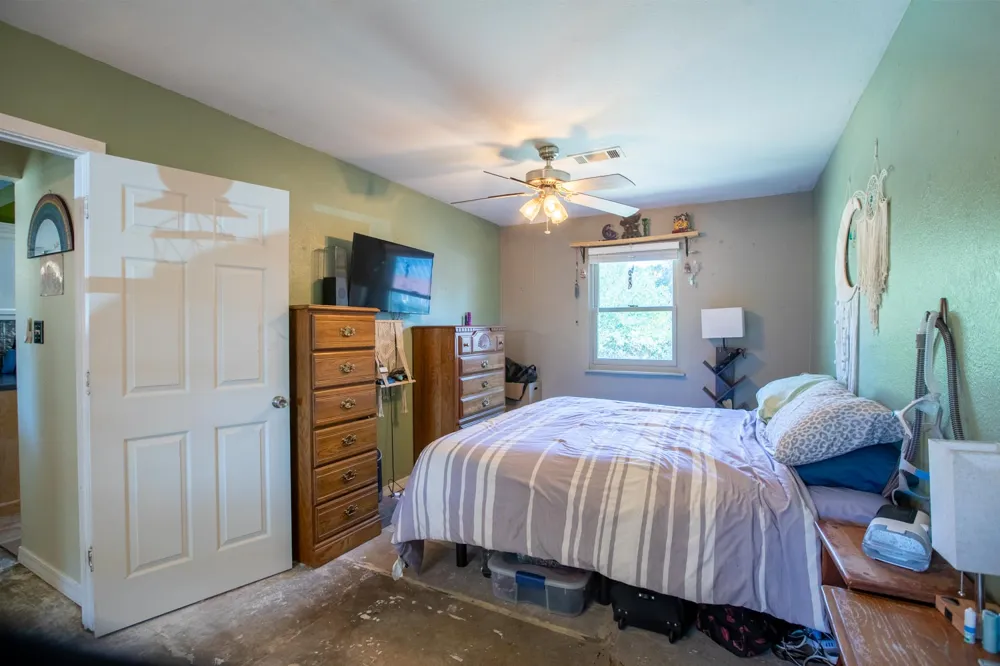 1251 W Taylor Sallisaw, OK 74955