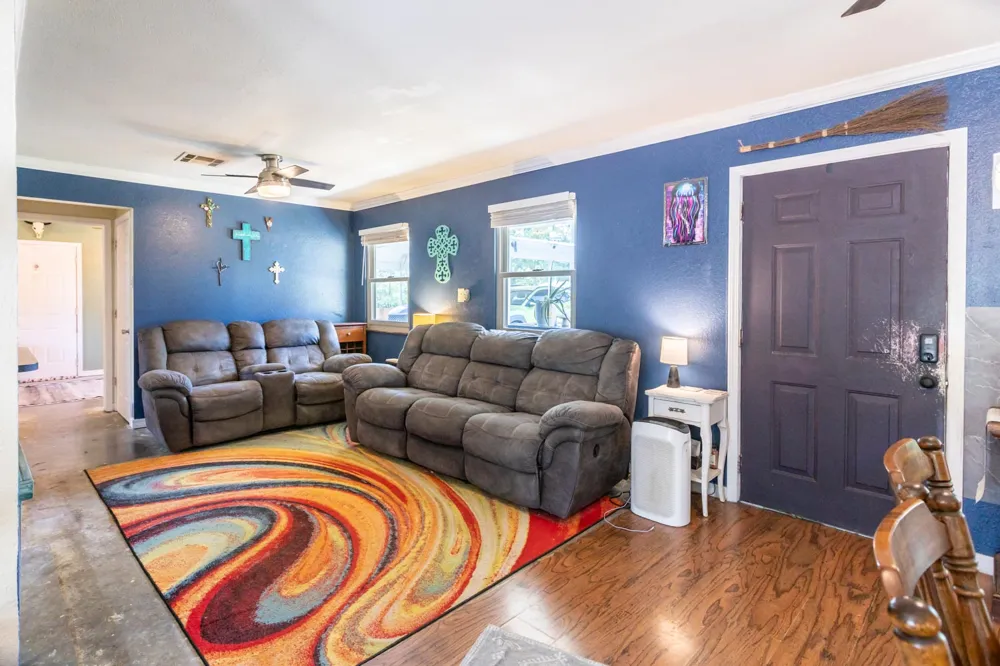 1251 W Taylor Sallisaw, OK 74955