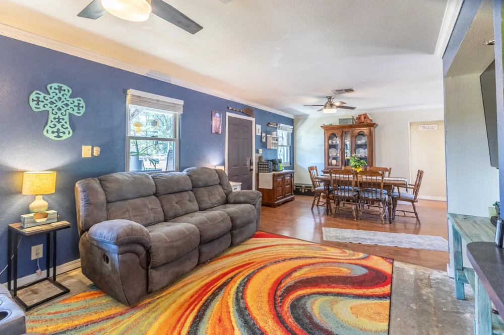 1251 W Taylor Sallisaw, OK 74955