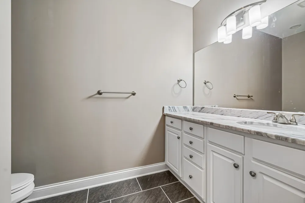 1027 Isaac Franklin Dr Gallatin, TN 37066
