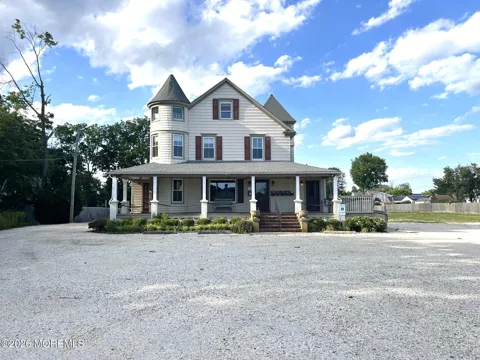 807 Ocean Road