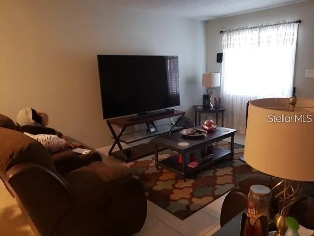 196 REBECCA LANE Auburndale, FL 33823