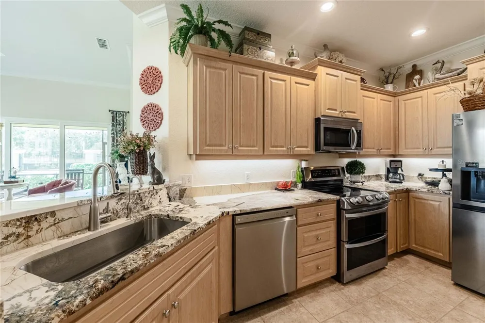 3019 MISSION LAKES DRIVE Lakeland, FL 33803