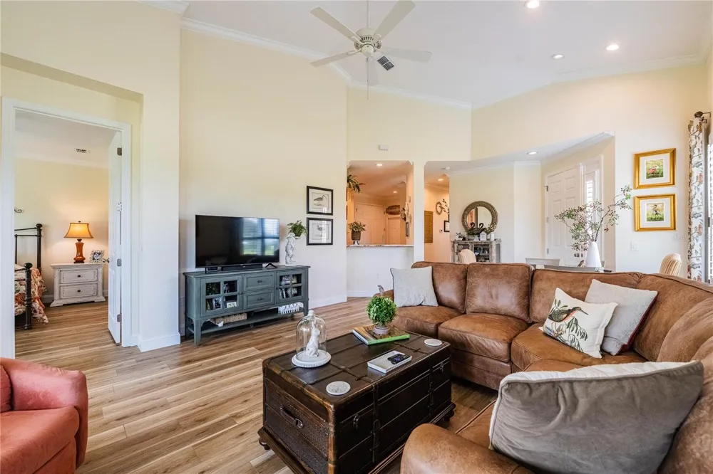 3019 MISSION LAKES DRIVE Lakeland, FL 33803
