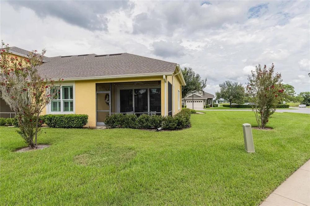 3019 MISSION LAKES DRIVE Lakeland, FL 33803