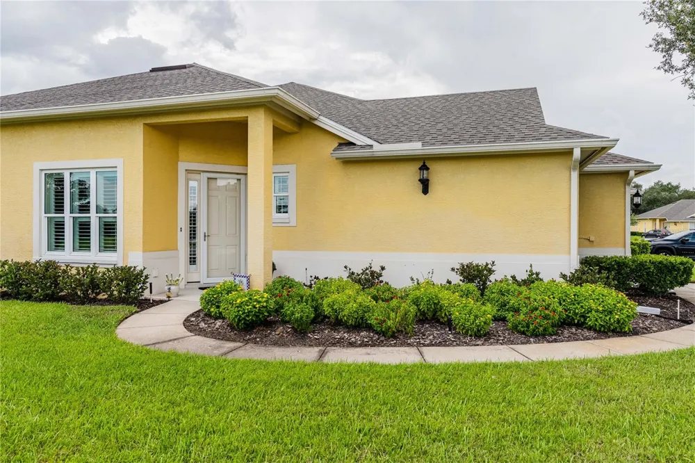 3019 MISSION LAKES DRIVE Lakeland, FL 33803