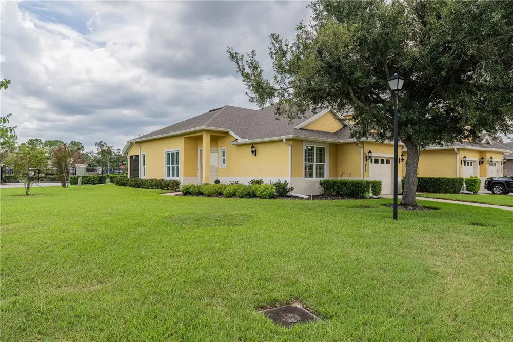 3019 MISSION LAKES DRIVE Lakeland, FL 33803