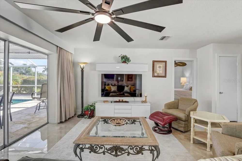 11 OLD TRAIL ROAD Englewood, FL 34223