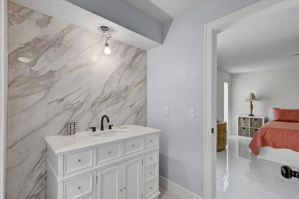 11 OLD TRAIL ROAD Englewood, FL 34223