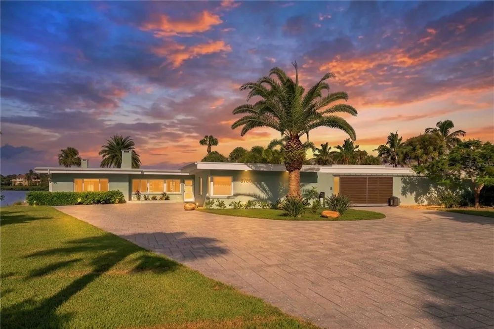 3780 CUTLASS BAYOU ROAD Nokomis, FL 34275