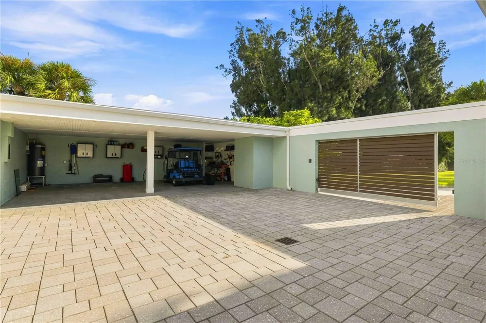 3780 CUTLASS BAYOU ROAD Nokomis, FL 34275