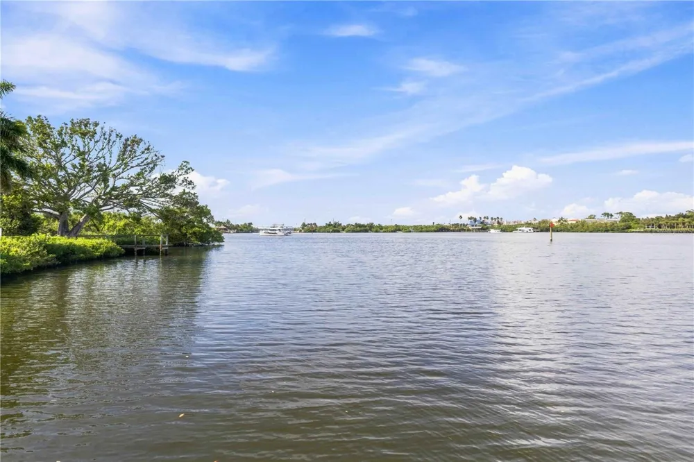 3780 CUTLASS BAYOU ROAD Nokomis, FL 34275