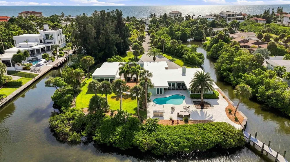 3780 CUTLASS BAYOU ROAD Nokomis, FL 34275
