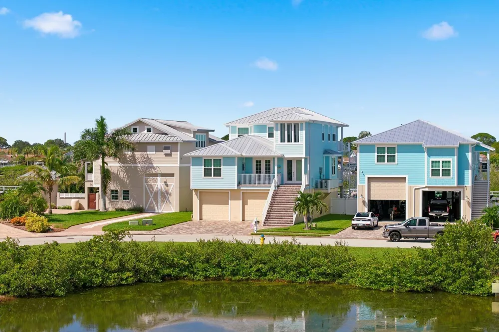 5777 ELISABETHAN LANE New Port Richey, FL 34652