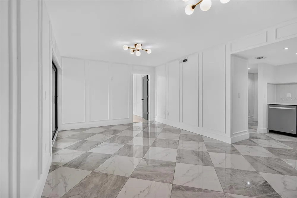 1 WINDRUSH BOULEVARD #65 Indian Rocks Beach, FL 33785