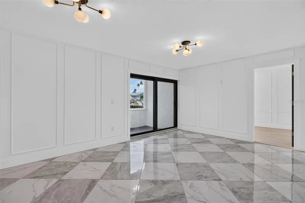 1 WINDRUSH BOULEVARD #65 Indian Rocks Beach, FL 33785