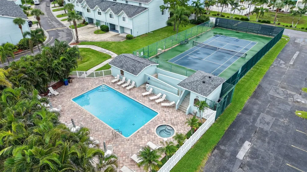 1 WINDRUSH BOULEVARD #65 Indian Rocks Beach, FL 33785