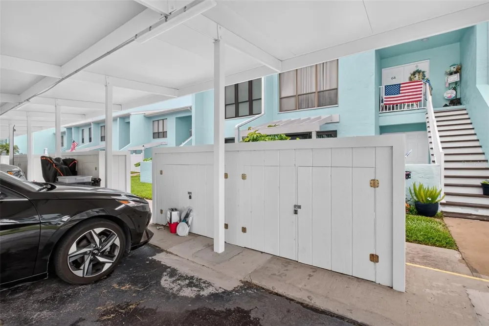 1 WINDRUSH BOULEVARD #65 Indian Rocks Beach, FL 33785