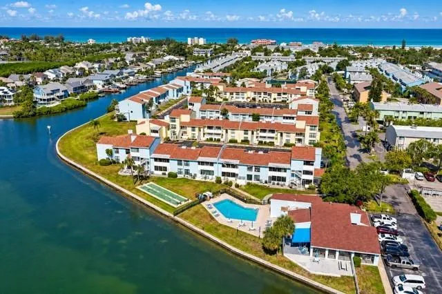 1 WINDRUSH BOULEVARD #65 Indian Rocks Beach, FL 33785