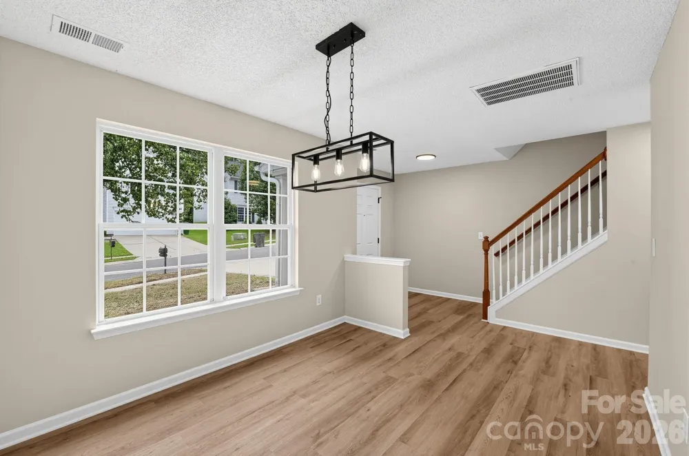 1034 Chalk Hill Lane Charlotte, NC 28214