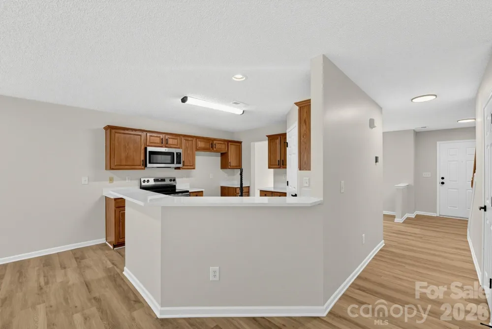 1034 Chalk Hill Lane Charlotte, NC 28214