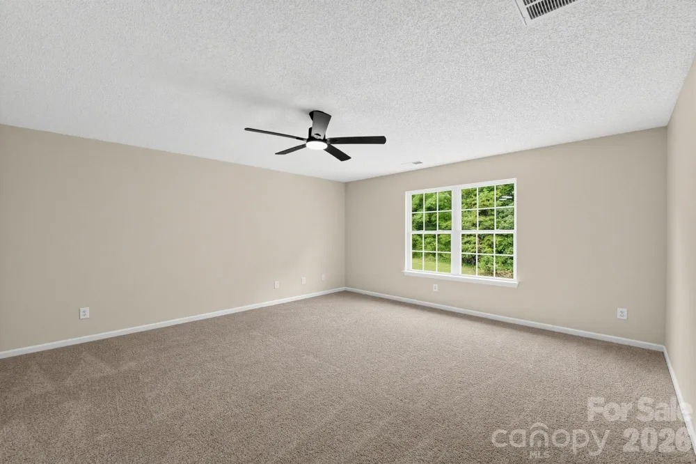 1034 Chalk Hill Lane Charlotte, NC 28214