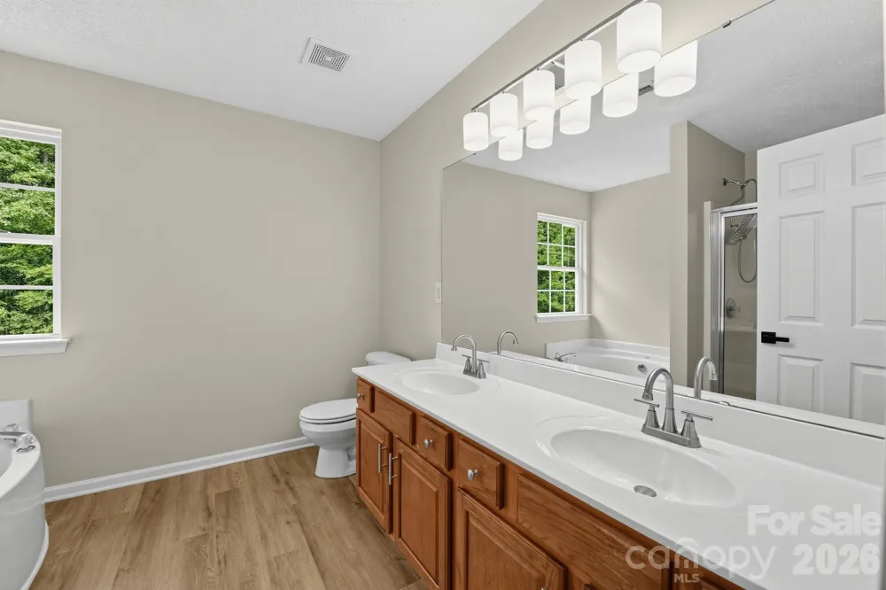 1034 Chalk Hill Lane Charlotte, NC 28214