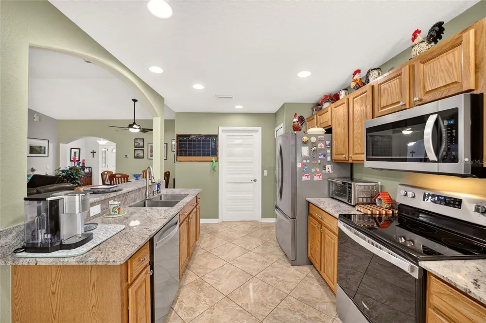 16345 SW 14TH AVENUE ROAD ocala, FL 34473