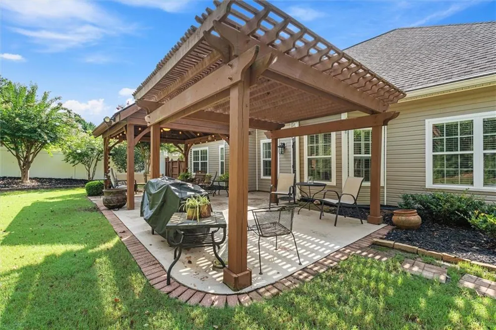 222 Meadow Run Carrollton, GA 30116