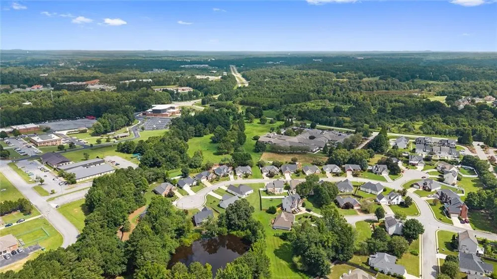222 Meadow Run Carrollton, GA 30116