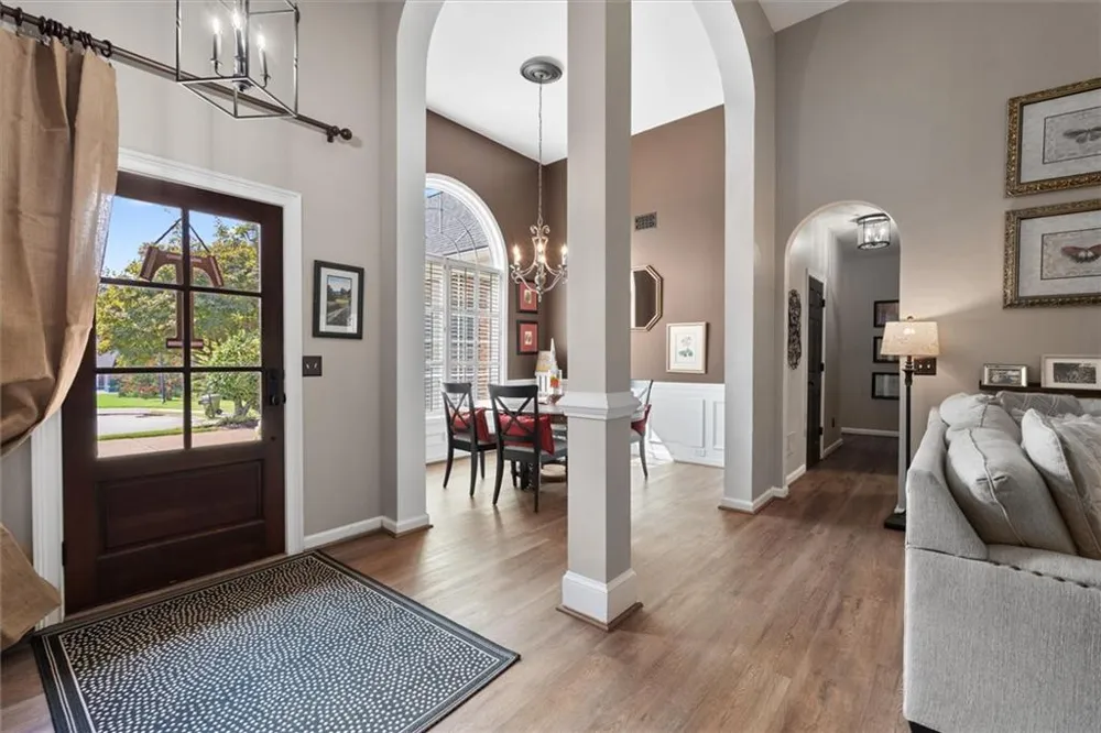 222 Meadow Run Carrollton, GA 30116