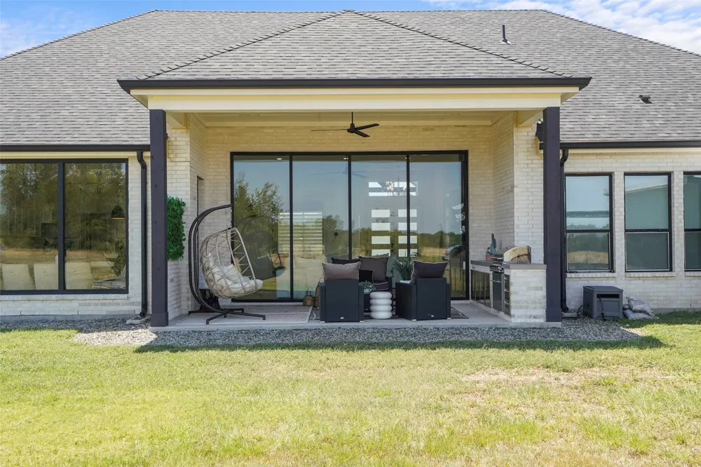2315 Doe Crossing Caddo Mills, TX 75135