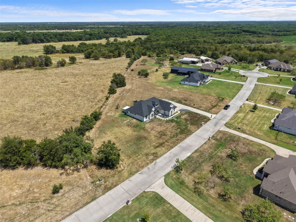 2315 Doe Crossing Caddo Mills, TX 75135