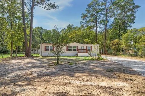 21144 Live Oak