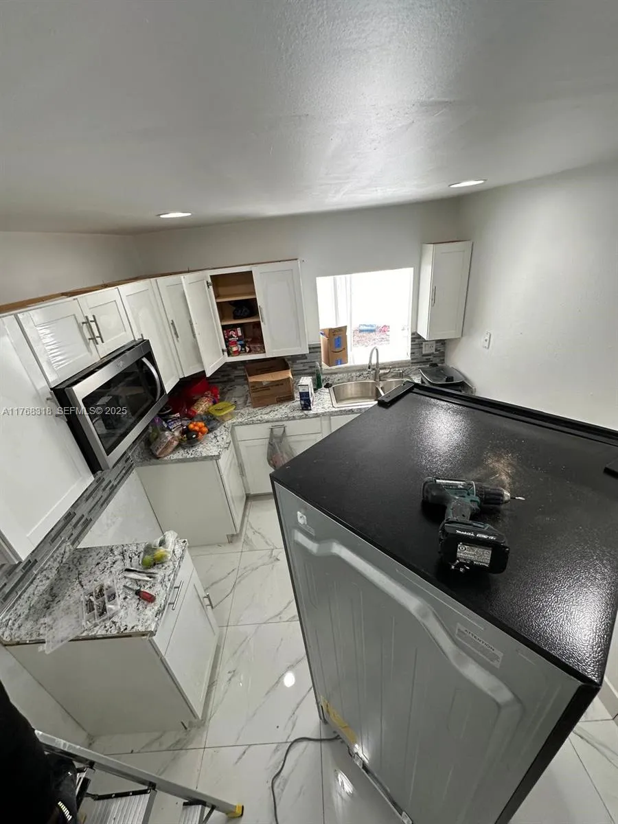 700 SW 80th Ter #0 North Lauderdale, FL 33068