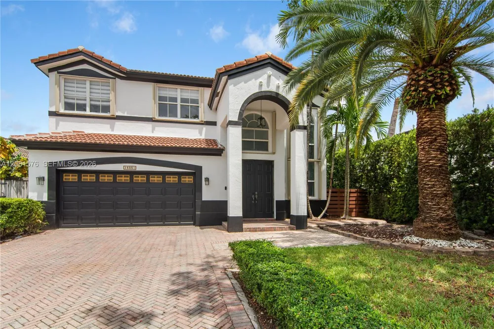 16001 SW 43rd Ter Miami, FL 33185