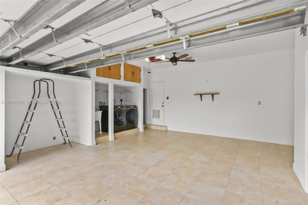 16001 SW 43rd Ter Miami, FL 33185