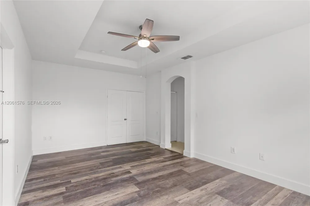 16001 SW 43rd Ter Miami, FL 33185