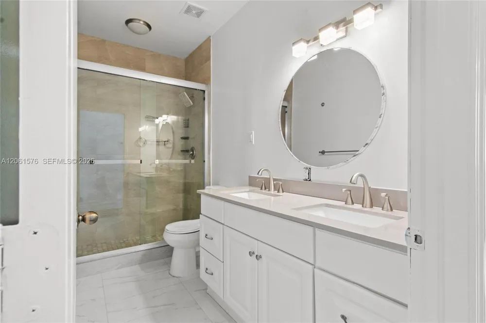 16001 SW 43rd Ter Miami, FL 33185
