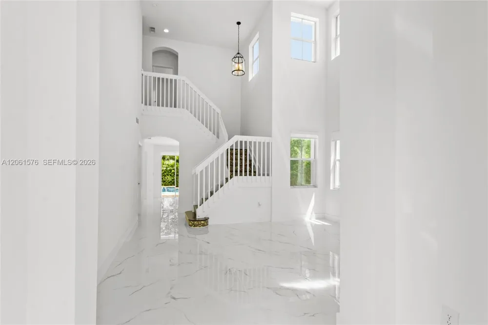 16001 SW 43rd Ter Miami, FL 33185