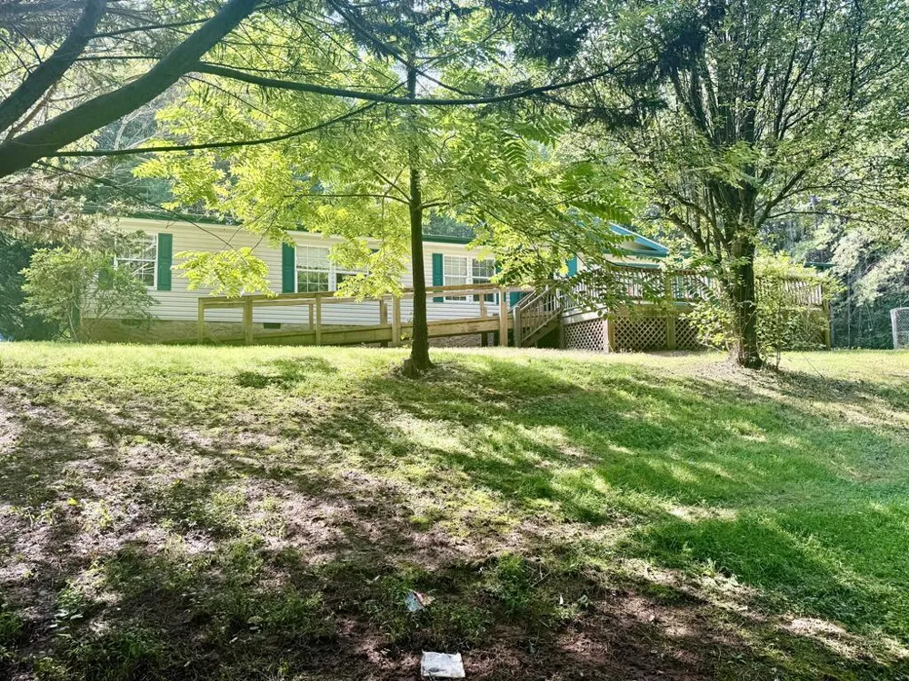 94 Green Acres Hollow Hayesville, NC 28904