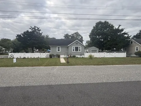 18 Ellery Road