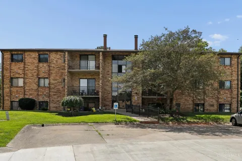539 Davis Road #8
