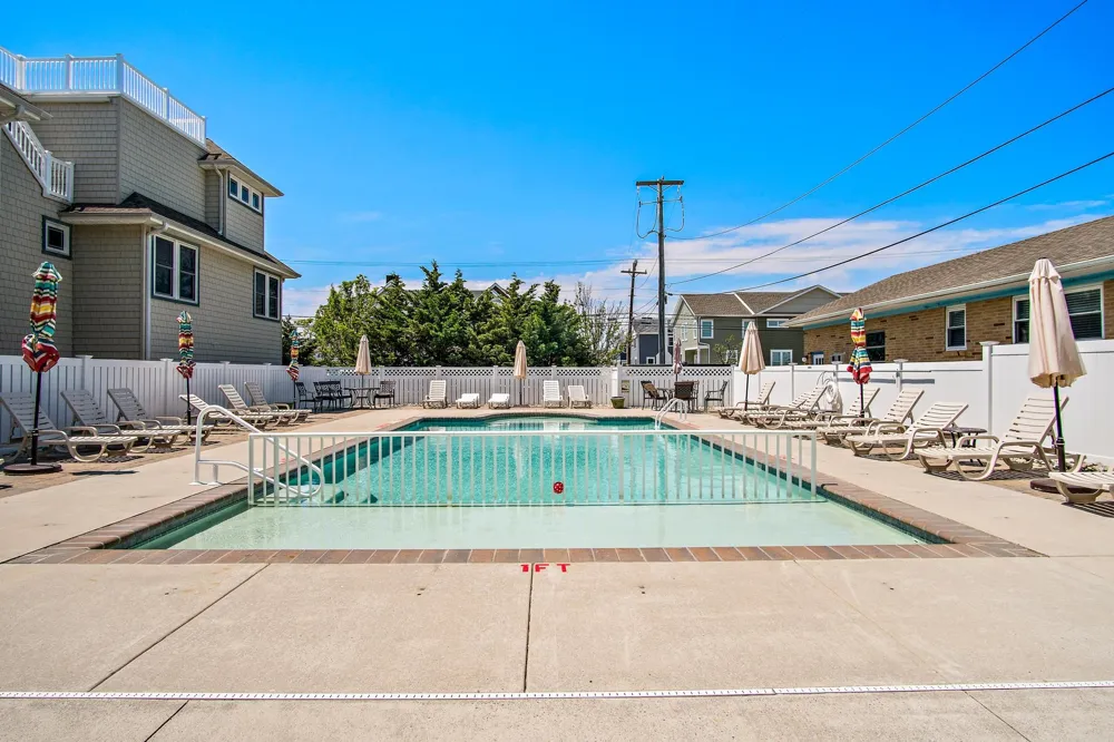 407 E Palm Road Wildwood Crest, NJ 08260