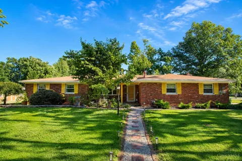 1228 Ronlee Drive